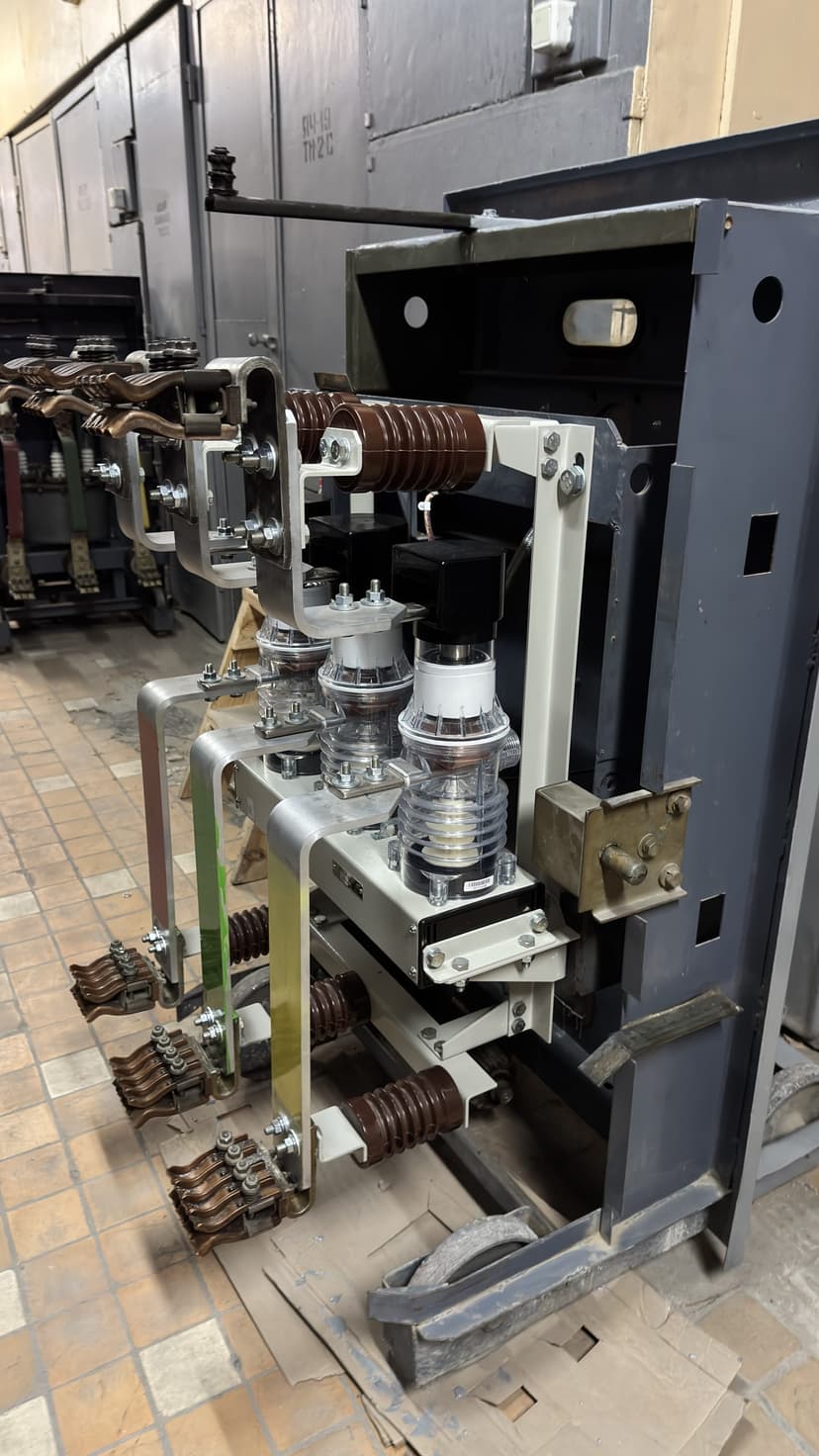 Ретрофит ячеек 6–10 кВ: Вторая жизнь вашего энергооборудования с PAS